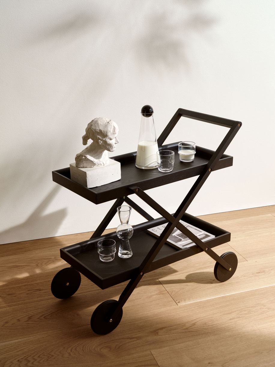 image3-2601-ExitTrolley