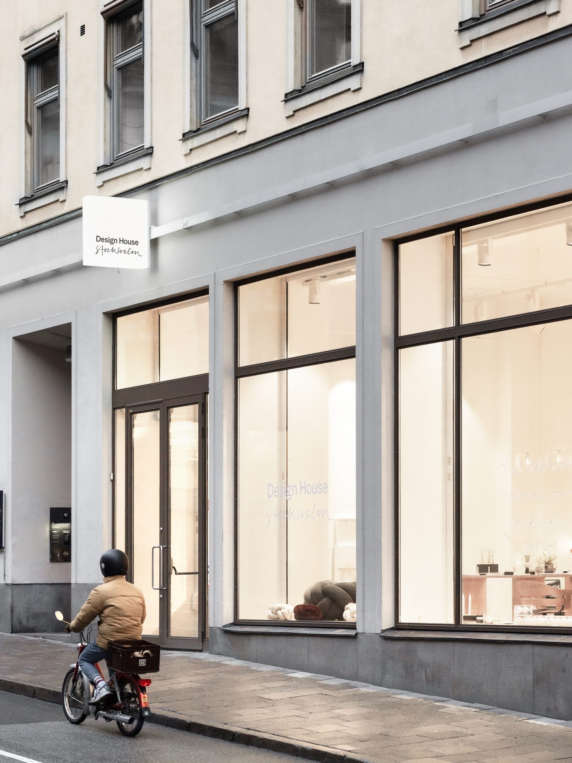 Storefront-v3